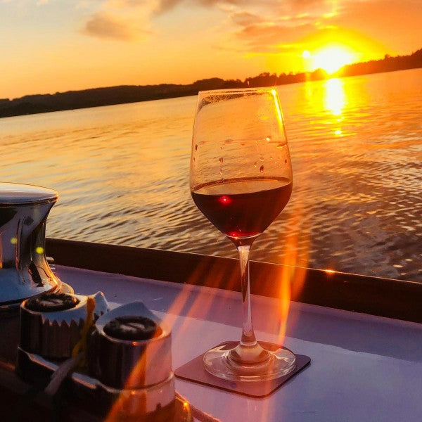 2 x Magnet-Kristallgläser WEIN (0,25 l) + 2 x Metall-Nano-Gel-Pads - Boatcamper